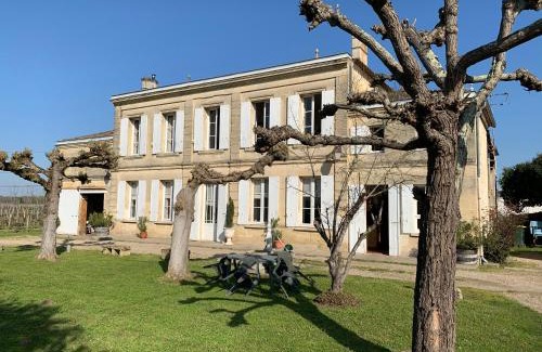 Saint-Magne-de-Castillon House | Château Roseyrol proche Saint-Emilion