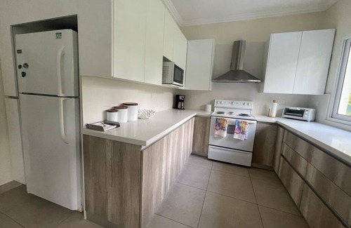 Puerto San Jose House | CH037 Casa Grande con Playa