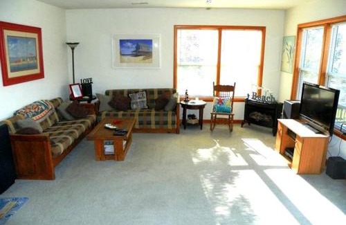 Colington Harbour House | CH101- Bay House