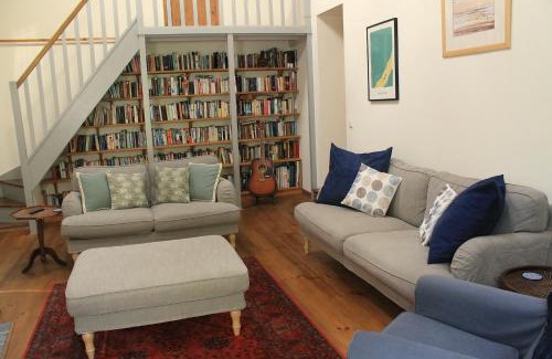 Nanteuil-en-Vallee House | Cha16 - Nanteuil En Vallee - Touchbaudrand