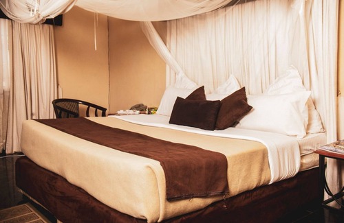 Ndola Cabin | Chabanga Lodge