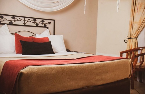 Ndola Cabin | Chabanga Lodge