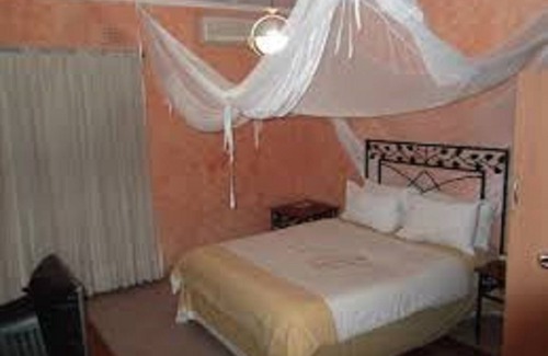 Ndola Cabin | Chabanga Lodge