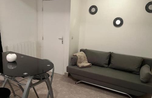 Chablis Apartment | Chablis : petit studio en plein centre ville