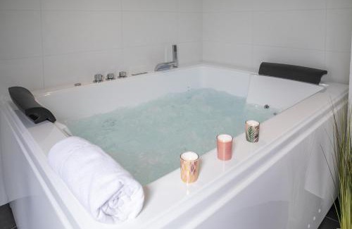 Chablis Apartment | Chablis Spa 1er Cru Balnéo
