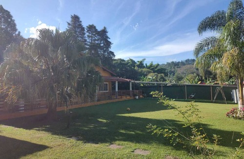 Terra Preta House | Chacara Paraizo Lugar Aconchegante em Mairipora, Facil Acesso no Asfalto