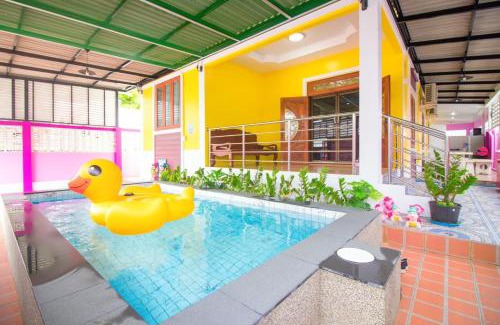 Saen Suk Villa | Chada poolvilla bang sean ชดา พูลวิลล่า บางแสน