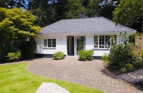 Canford Cliffs Apartment | Chadham Pines Cottage