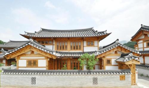 Jingwan-dong Cabin | Chaehyodang Hanok Stay