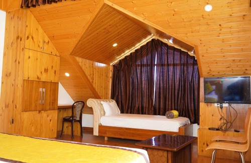 Chail Hotel | Chail Village Retreat by Kyte Hotels