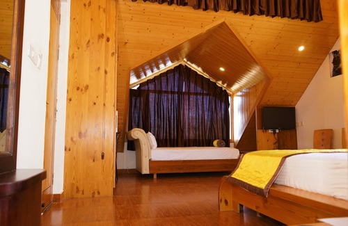Chail Hotel | Chail Village Retreat by Kyte Hotels
