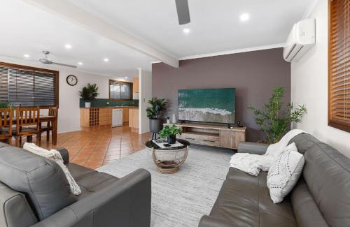Miami House | Chainey Avenue - Hosted by Burleigh Letting