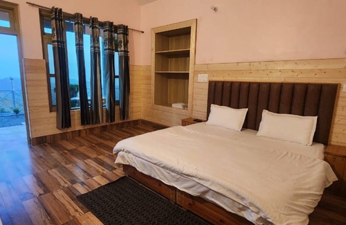 Chakrata Hotel | Chakrata Hills Resort