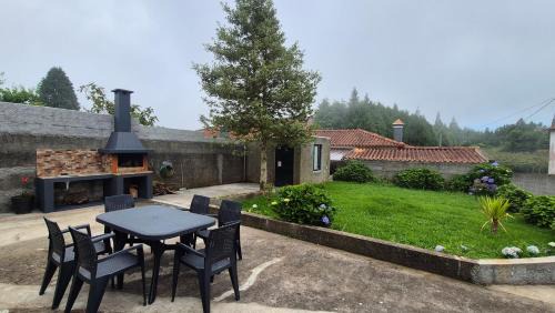 Santo da Serra House | Chalé da Serra