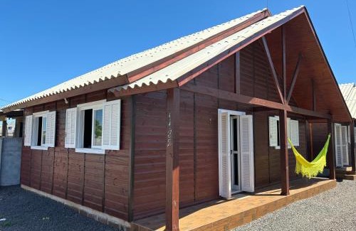 Passo de Torres House | Chalé de 2 quartos, com estacionamento, a 5 min da praia!
