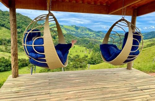 Corrego do Bom Jesus House | Chalé Mirante da Colina 10 com hidro privativa, café da manhã e piscina