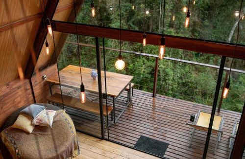 Itamonte Ski Chalet | Chalé sobre o rio com cachoeiras na Mantiqueira
