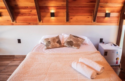 Sao Joao Batista House | Chalé Suíço com Hidromassagem - Pousada Sestrem