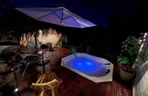 Sao Jorge Ski Chalet | Chalés do AVOHAY, lindo chalé com privativa banheira hidromassagem aquecida, apenas 2 minutos da Vila de São Jorge Chalé Guita