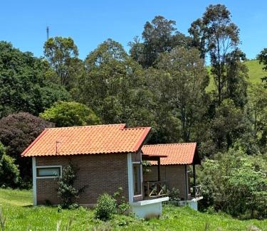 Bueno Brandao Ski Chalet | Chalés Villa Serrinha - Chalé 01