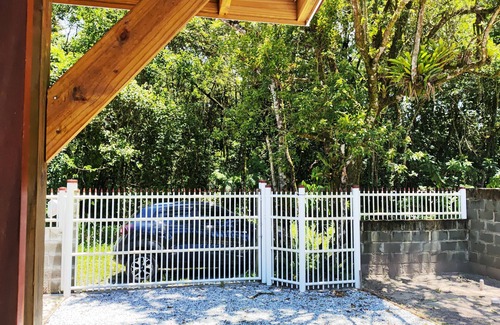 Balneario Praia do Leste Ski Chalet | Chalé da Praia Lugar Aconchegante em Pontal do Paraná Seu pet e bem Vindo!