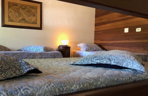 Maresias Ski Chalet | Chale Tucanos 100 m from the beach of Maresias
