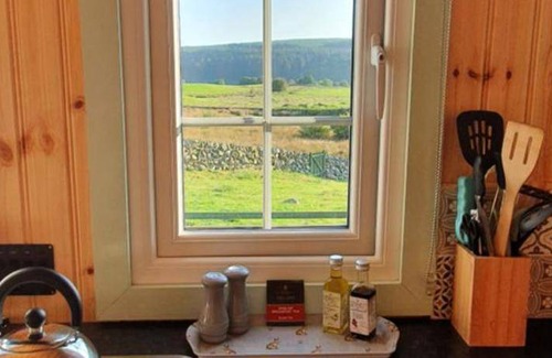 Saint John's Town of Dalry Ski Chalet | Chalet ∙ 1 bedroom ∙ 2 guests
