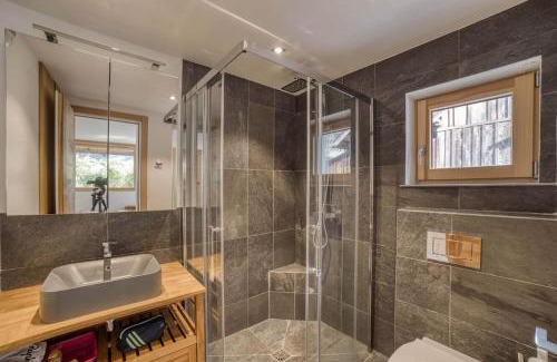 Chamonix City Centre Ski Chalet | Chalet 124