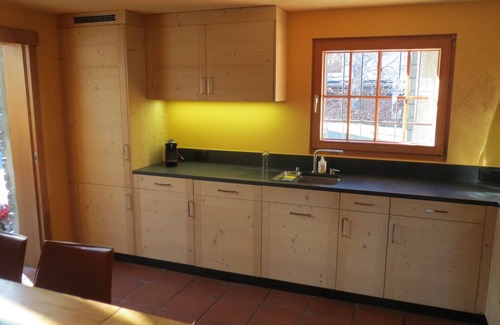 Saint-Pierre-de-Clages Ski Chalet | Châlet, 17-20 people, near town center and ski slopes
