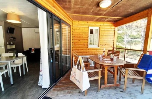 Saint-Auban Other | Chalet 2 étoiles - Piscine - ccbaeia