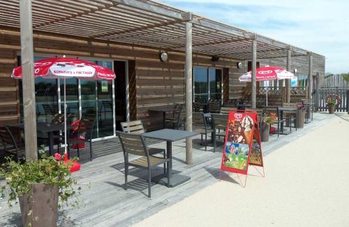 La Chapelle-Hermier Ski Chalet | Chalet 2 chambres au calme avec piscine chauffée, proche lac et plages en Vendée - FR-1-783-20