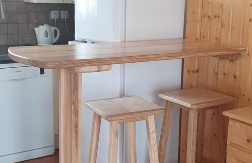 Saint-Etienne-en-Devoluy Ski Chalet | Chalet, 300m from shops, fitness, swimming pool, sauna, terrace, parking, tv, ski locker, 42m²