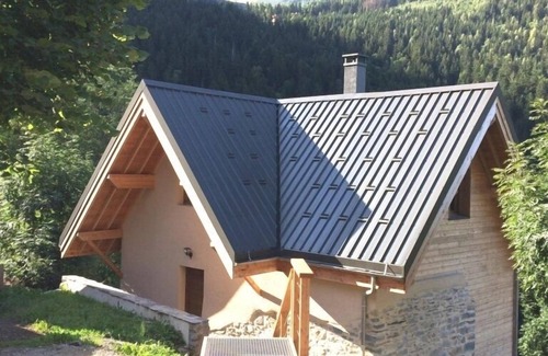 Oz-en-Oisans Ski Chalet | Chalet 6/8 people, Oz en oisans close to the Alpe d'Huez ideal ski, hiking