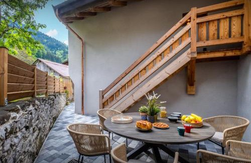 Thones House | Chalet 65bis - OVO Network