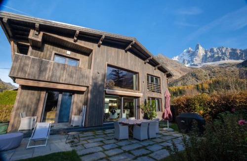 Chamonix-Mont-Blanc Ski Chalet | Chalet 8 Etoiles