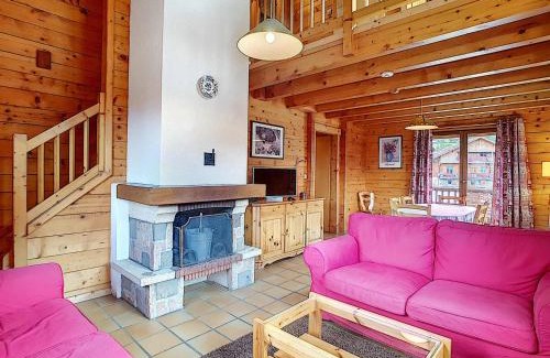 La Clusaz Ski Chalet | Chalet 8 pers à La Clusaz avec cheminée et parking privé - FR-1-818-55