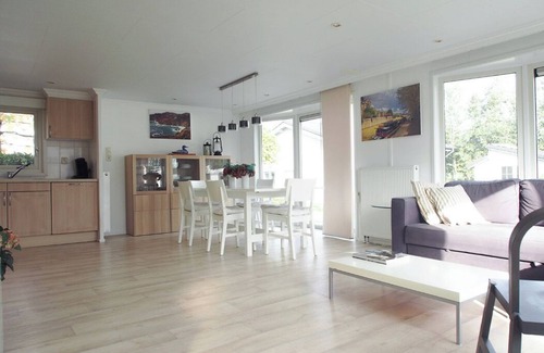 Sint-Annaland Resort | Chalet 84 - Three Bedroom Resort, Sleeps 5