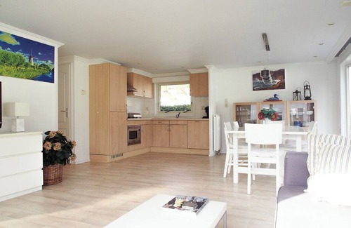 Sint-Annaland Resort | Chalet 84 - Three Bedroom Resort, Sleeps 5