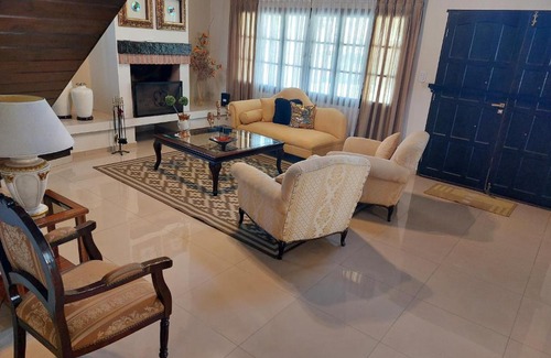 Salta House | Chalet a 10 minutos del aeropuerto.