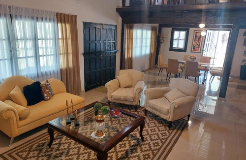 Salta House | Chalet a 10 minutos del aeropuerto.