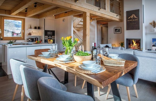 Combloux Ski Chalet | Chalet Alpayak - enjoy a mountain holiday for 8 with hot tub - OVO Network
