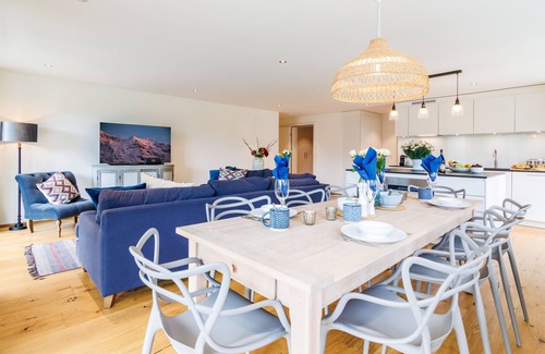 Wengen Apartment | Chalet Alpenheim 1