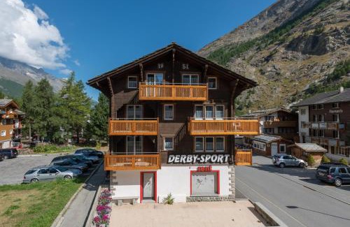 Saas Almagell Ski Chalet | Chalet Alpenrösli