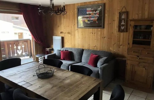 Cognet Apartment | Chalet Alpina - HIGH STATION HEARING APARTMENT