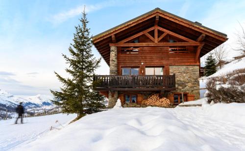 Les Menuires Ski Chalet | Chalet Ananas, Hameau des Marmottes