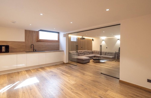 Les Tines Ski Chalet | Chalet 'Asa' with Mountain View, Private Terrace and Wi-Fi