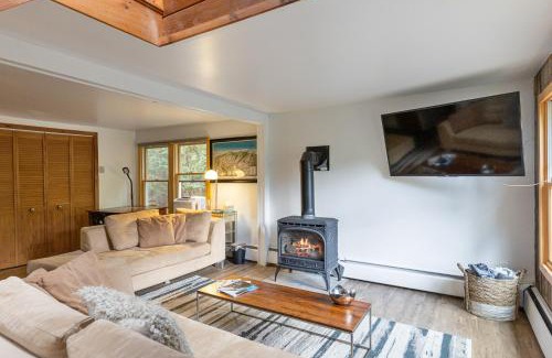 Stowe Area Ski Chalet | Chalet at Edson