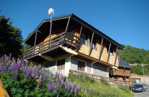 Saint-Lary-Soulan Ski Chalet | CHALET at the foot of the slopes - PANORAMIC VIEW (sleeps 8/12)