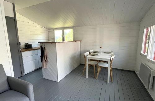 Villeneuve-Minervois Ski Chalet | Chalet au Domaine de l'Aven