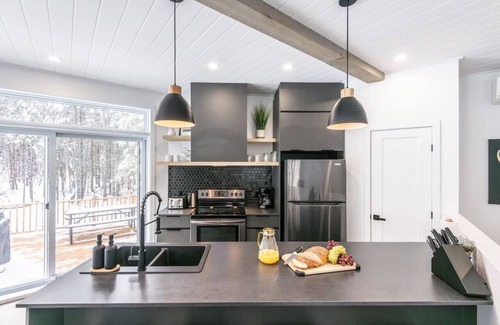 Chertsey Ski Chalet | Chalet AuCalm | Spa | Lake access